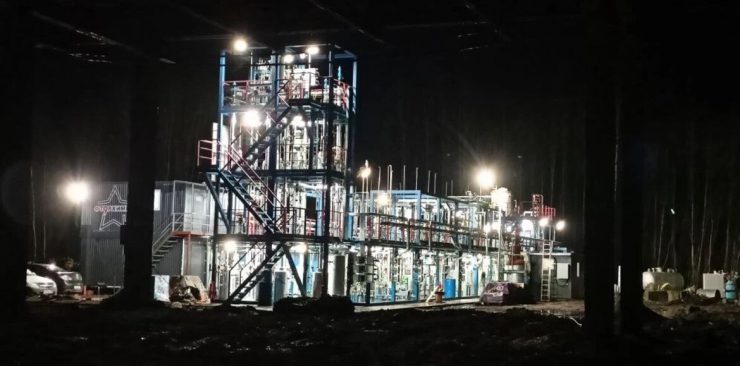 Освещение наружной установки химического завода